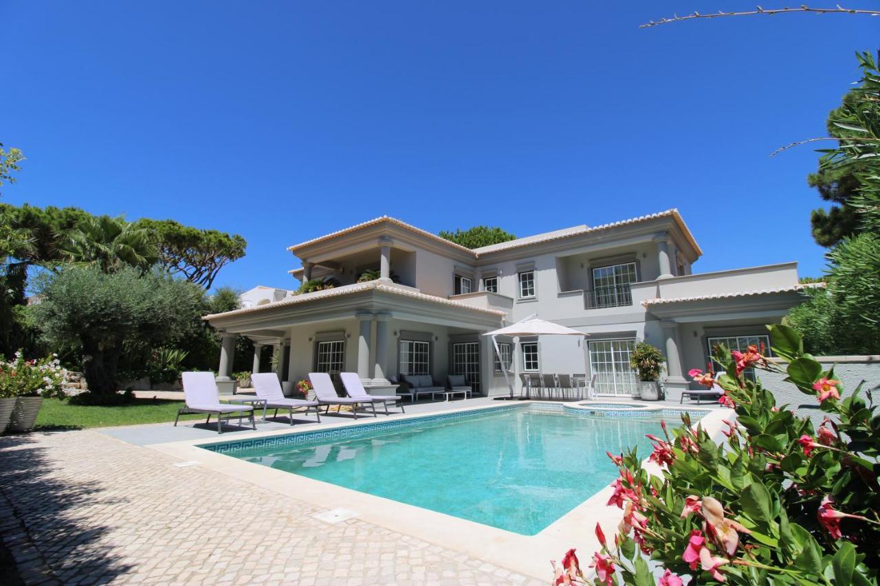 Charming Exceptional Golf Villa In Algarve Фаро Екстериор снимка