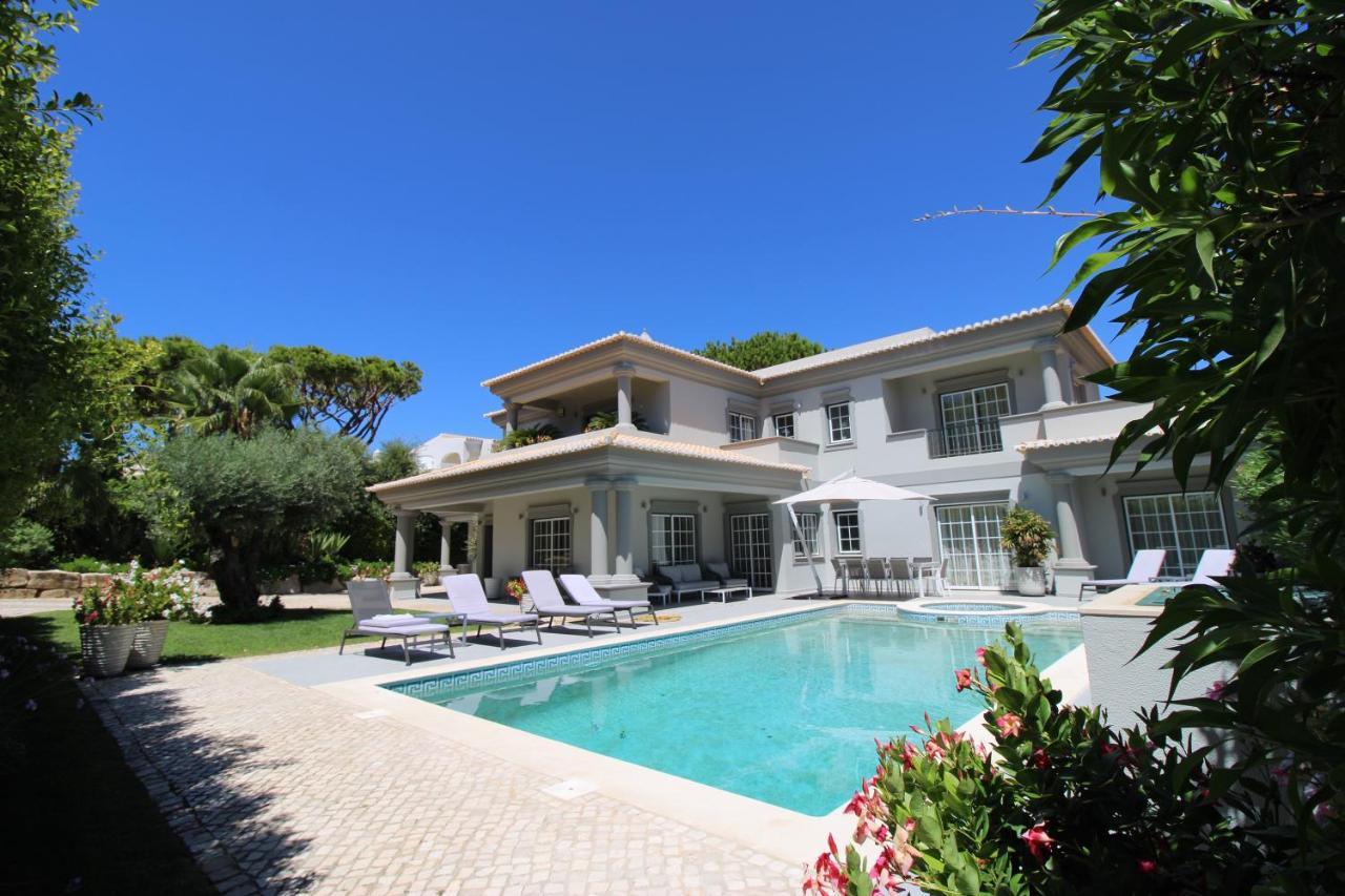 Charming Exceptional Golf Villa In Algarve Фаро Екстериор снимка