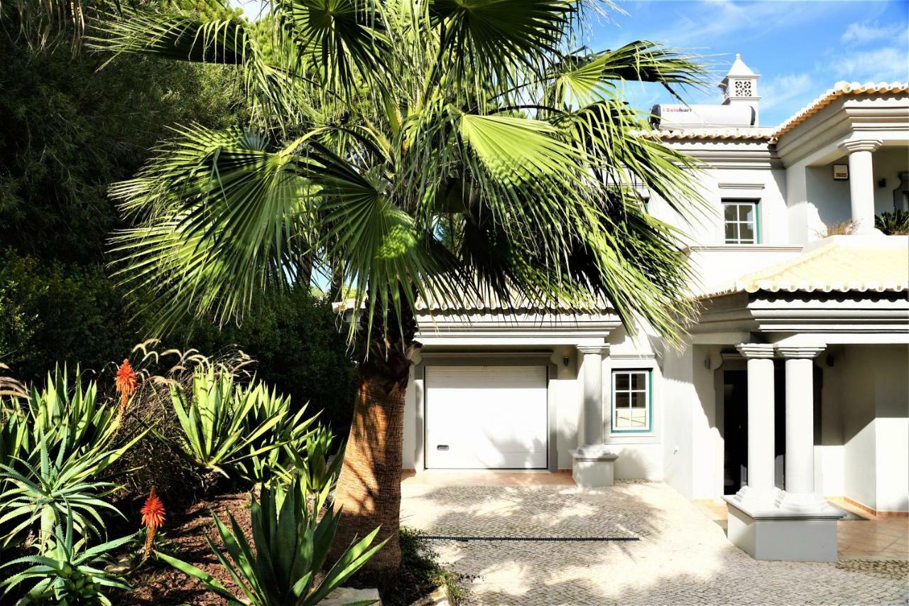 Charming Exceptional Golf Villa In Algarve Фаро Екстериор снимка