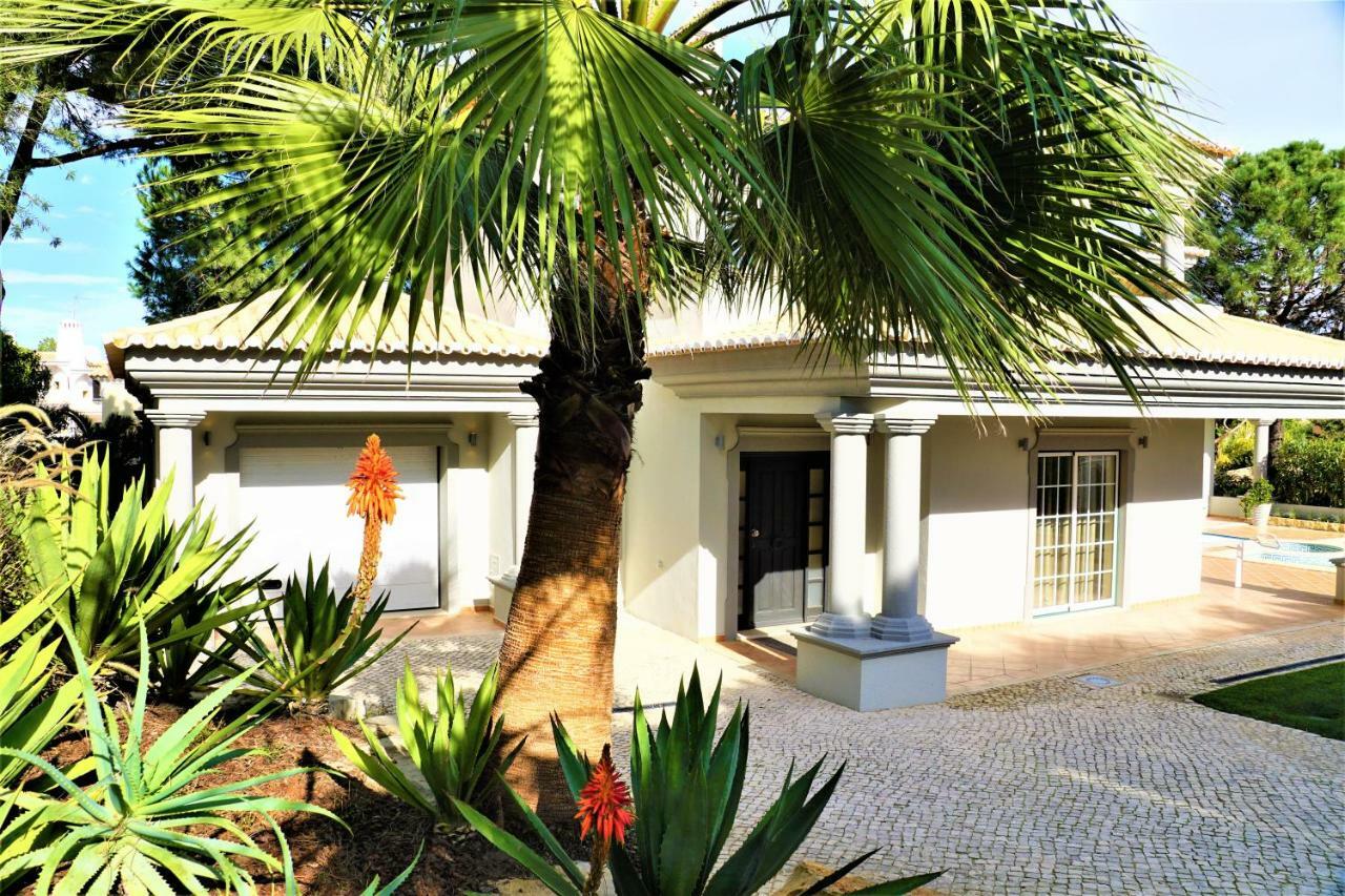 Charming Exceptional Golf Villa In Algarve Фаро Екстериор снимка
