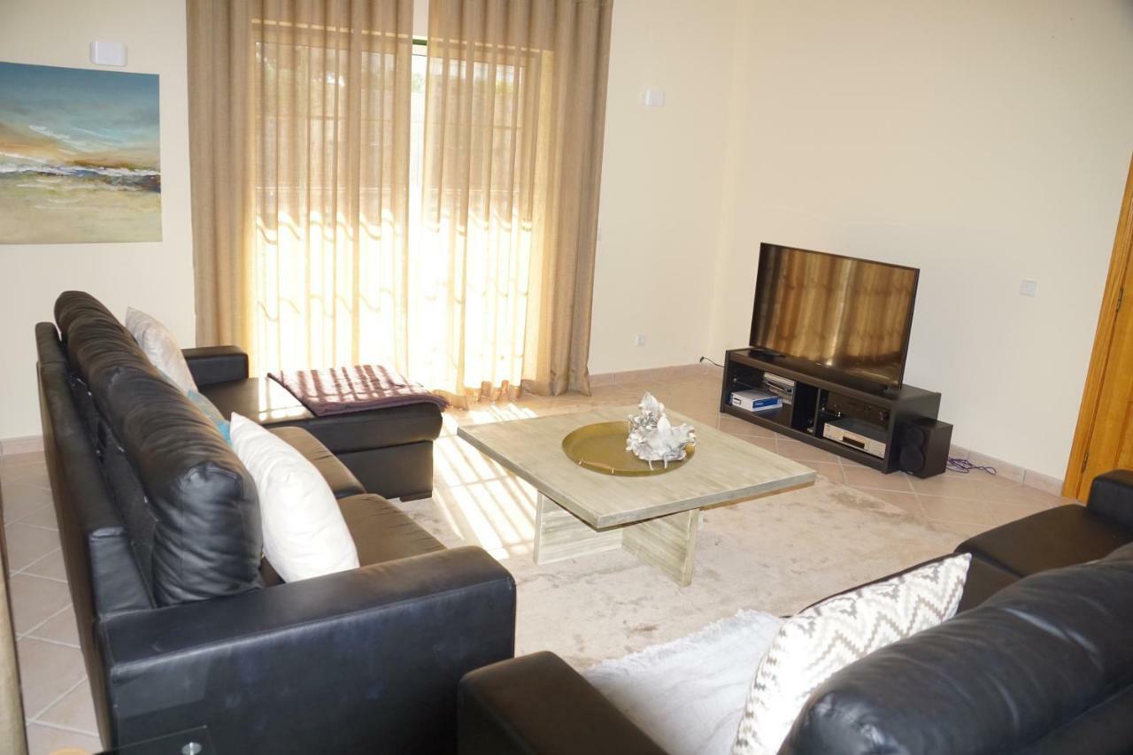 Charming Exceptional Golf Villa In Algarve Фаро Екстериор снимка
