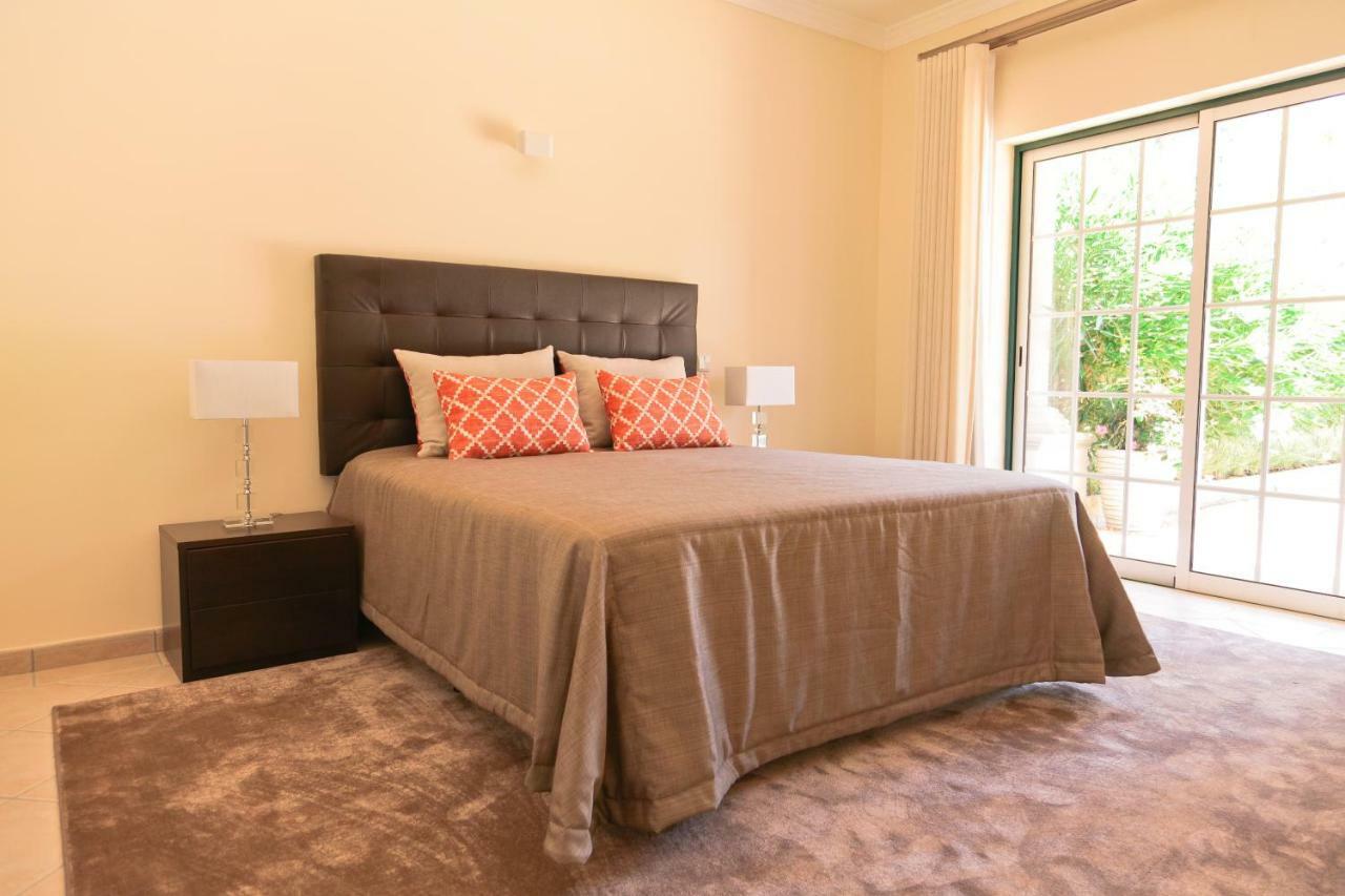 Charming Exceptional Golf Villa In Algarve Фаро Екстериор снимка